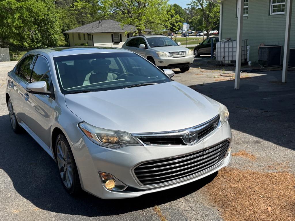 2013 Toyota Avalon XLE Touring's photo
