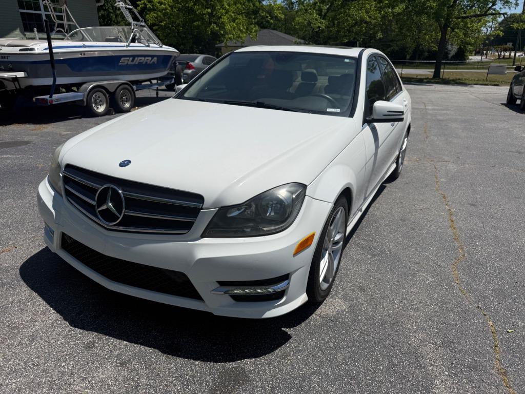 2014 Mercedes-Benz C-Class C250 Sport's photo